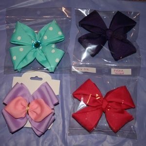 New Handmade Grosgrain Hairbow Bundle of 4 pcs.
